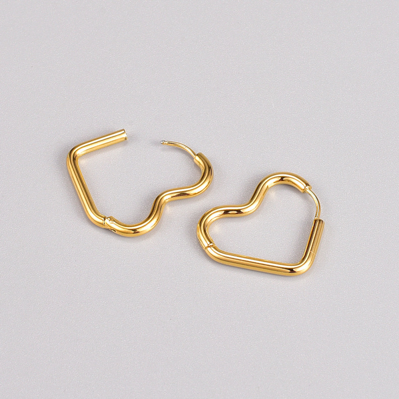 Women Fashion Simple Solid Heart Earrings