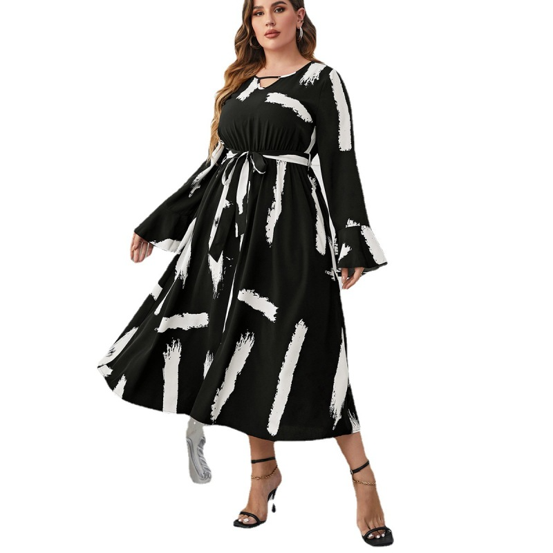 Fashion Women Casual Elegant Long Sleeved Black And White Printing Maxi Dress