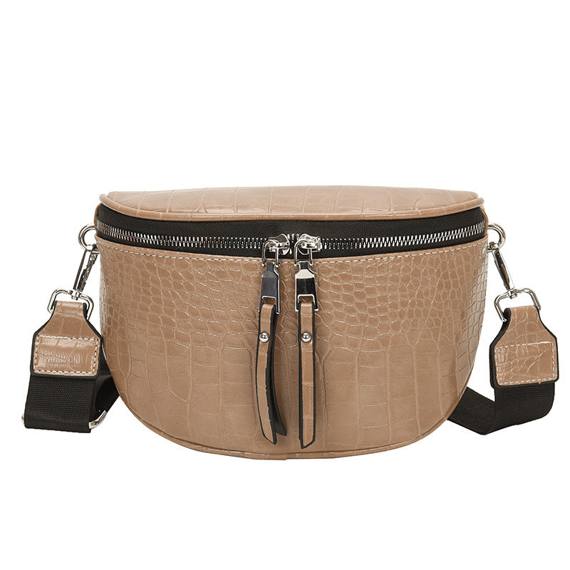 Rivet Soft Leather Fashion Saddle Bag Crossbody Belt