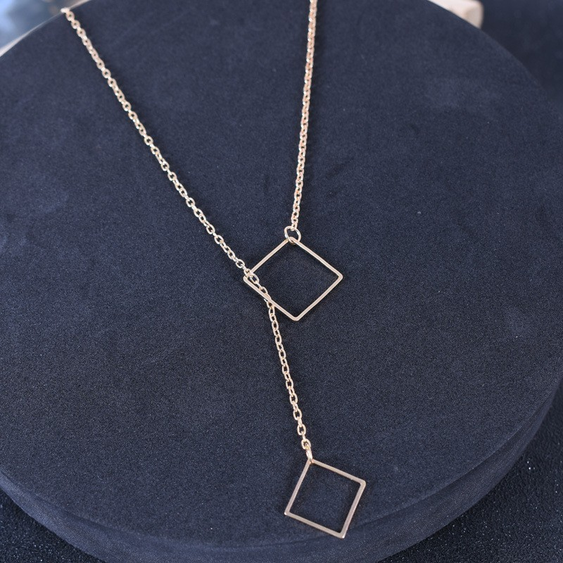 Women Fashion Simple Alloy Geometric Square Necklace